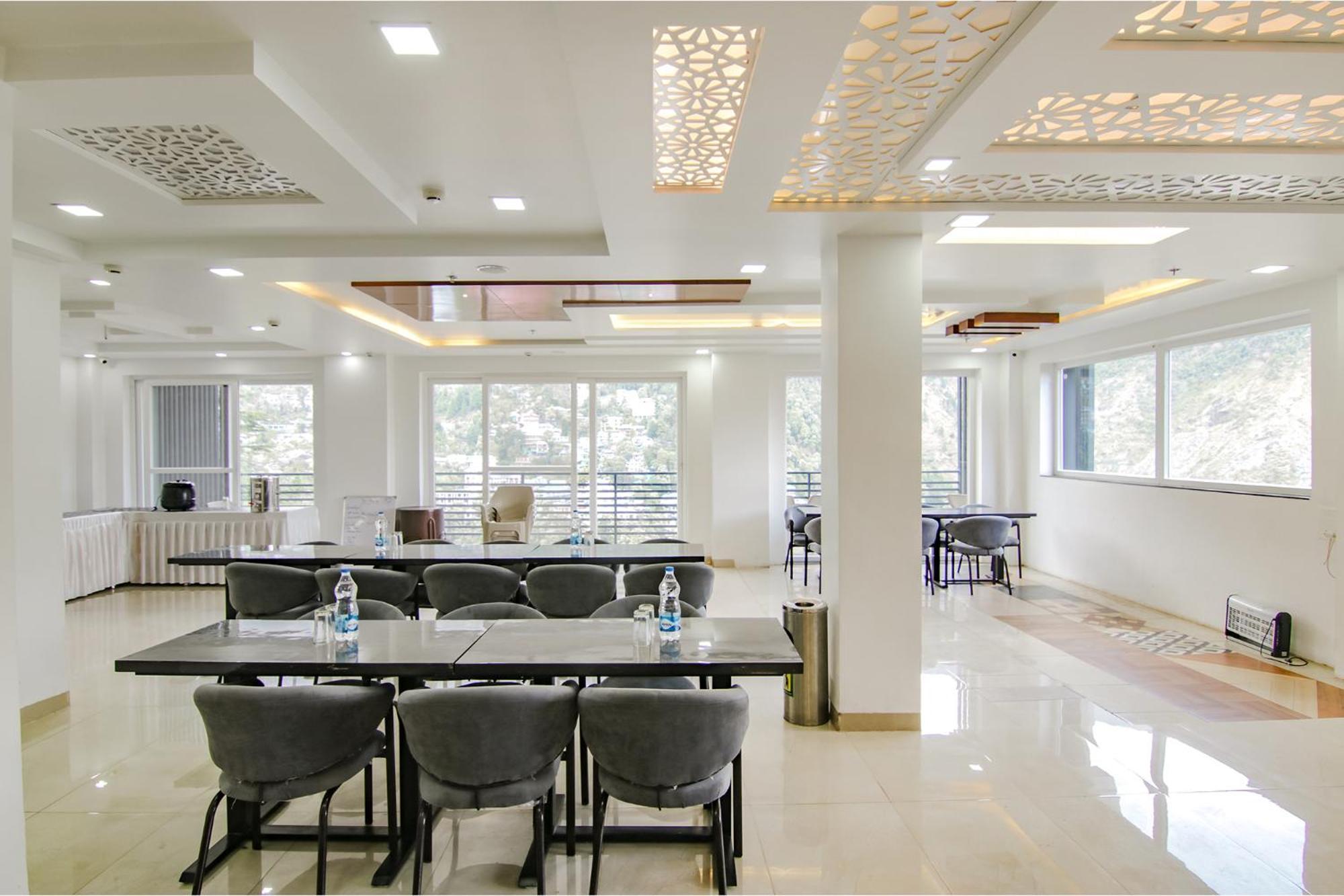 Rr Hotel & Resort Dharamshala Exterior photo